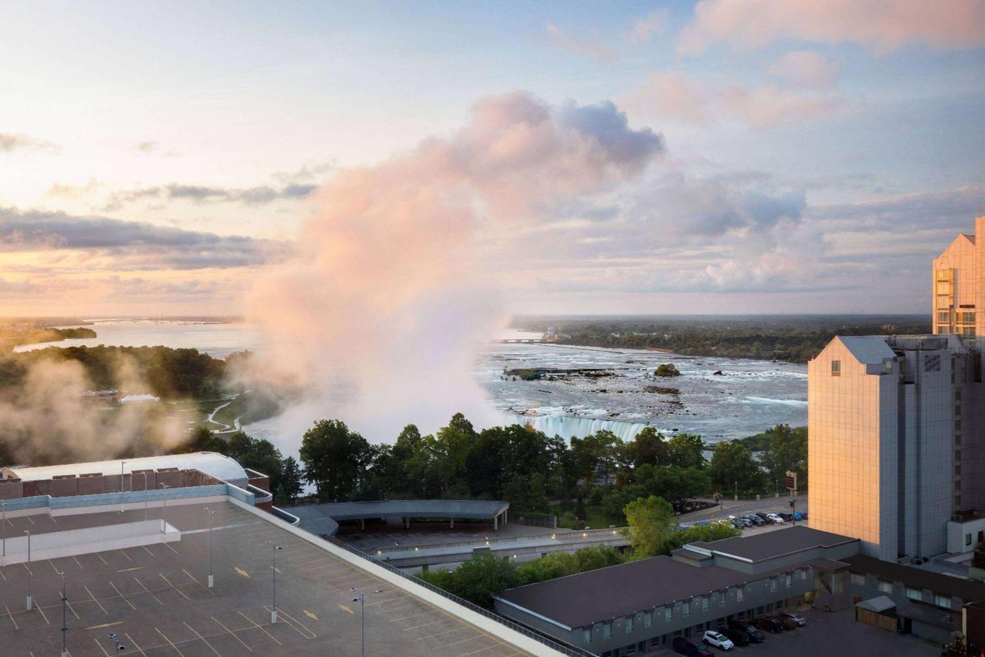 Wyndham Grand Fallsview Hotel Niagara Falls Ngoại thất bức ảnh